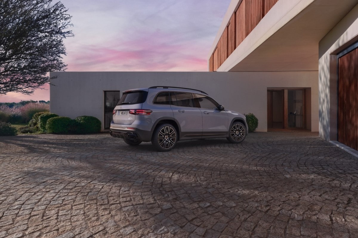 special_edition_sondermodelle_von_mercedes-benz_fur_den_gla_-_heck_-_taunus-auto_in_wiesbaden_und_idstein-min