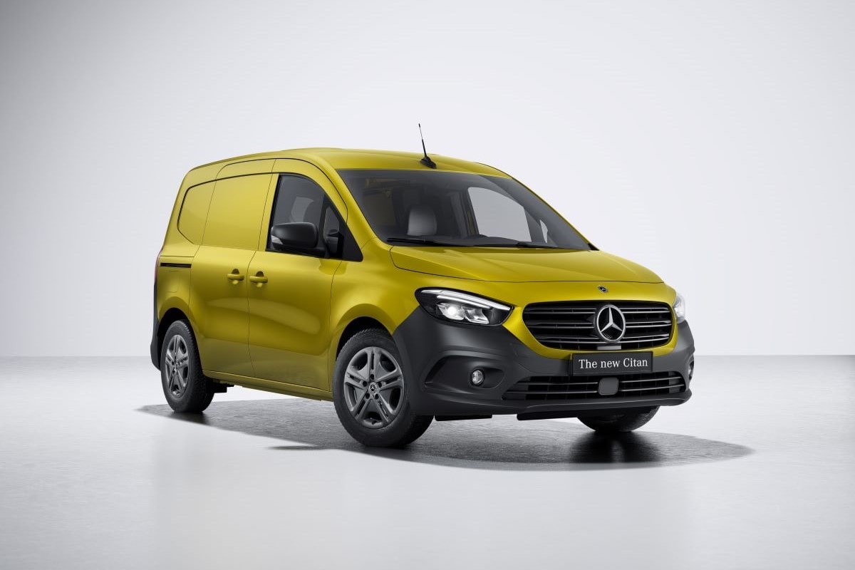 Mercedes-Benz Citan Kastenwagen Modell 2024 in Lackierung limonitgelb (1743) Baureihe 4206