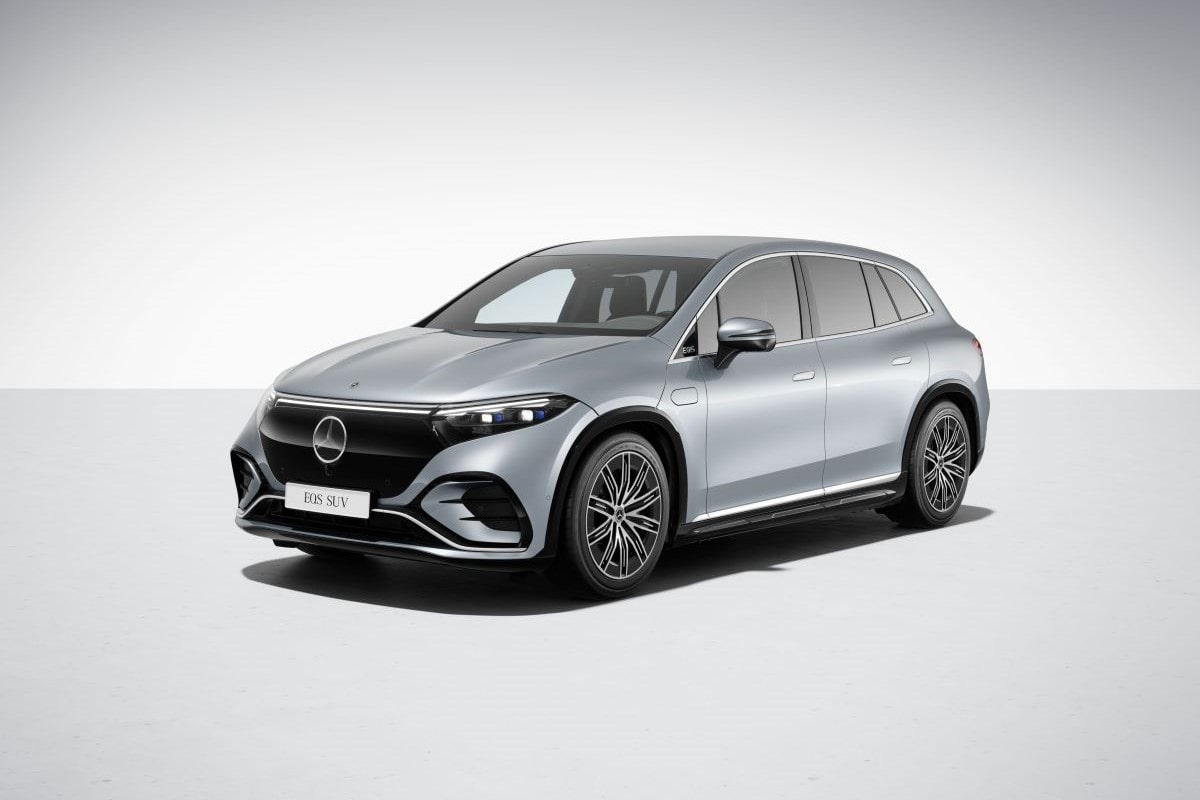 Mercedes-Benz EQS SUV vollelektrisches Oberklasse SUV Lackierung Hightechsilber (922U) Baureihe X296