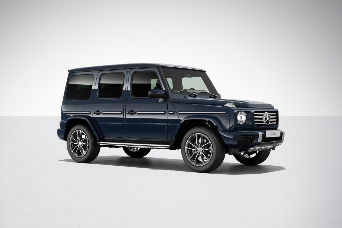 Mercedes-Benz G-Klasse Geländewagen Modell 2024 in Lackierung MANUFAKTUR dunkelblau uni (904U) Baureihe W465