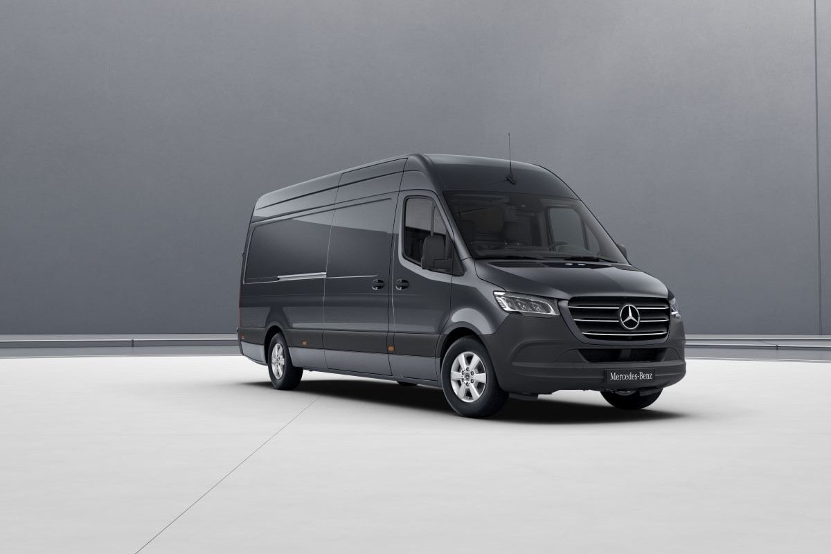 Mercedes-Benz Sprinter Kastenwagen Modell 2024 in Lackierung tenoritgrau (7755) 