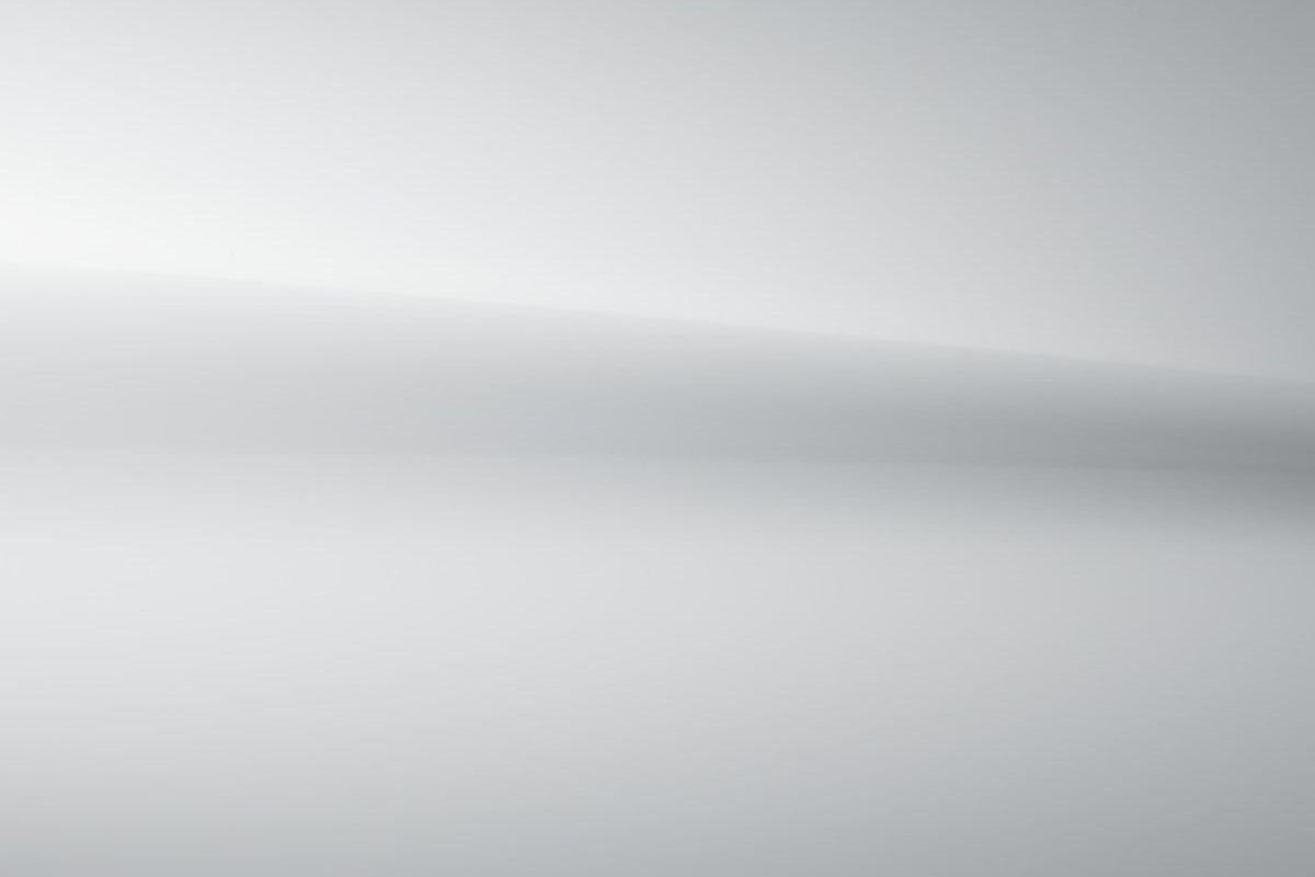 Mercedes-Benz Lackierung MANUFAKTUR opalithweiß bright (885U)