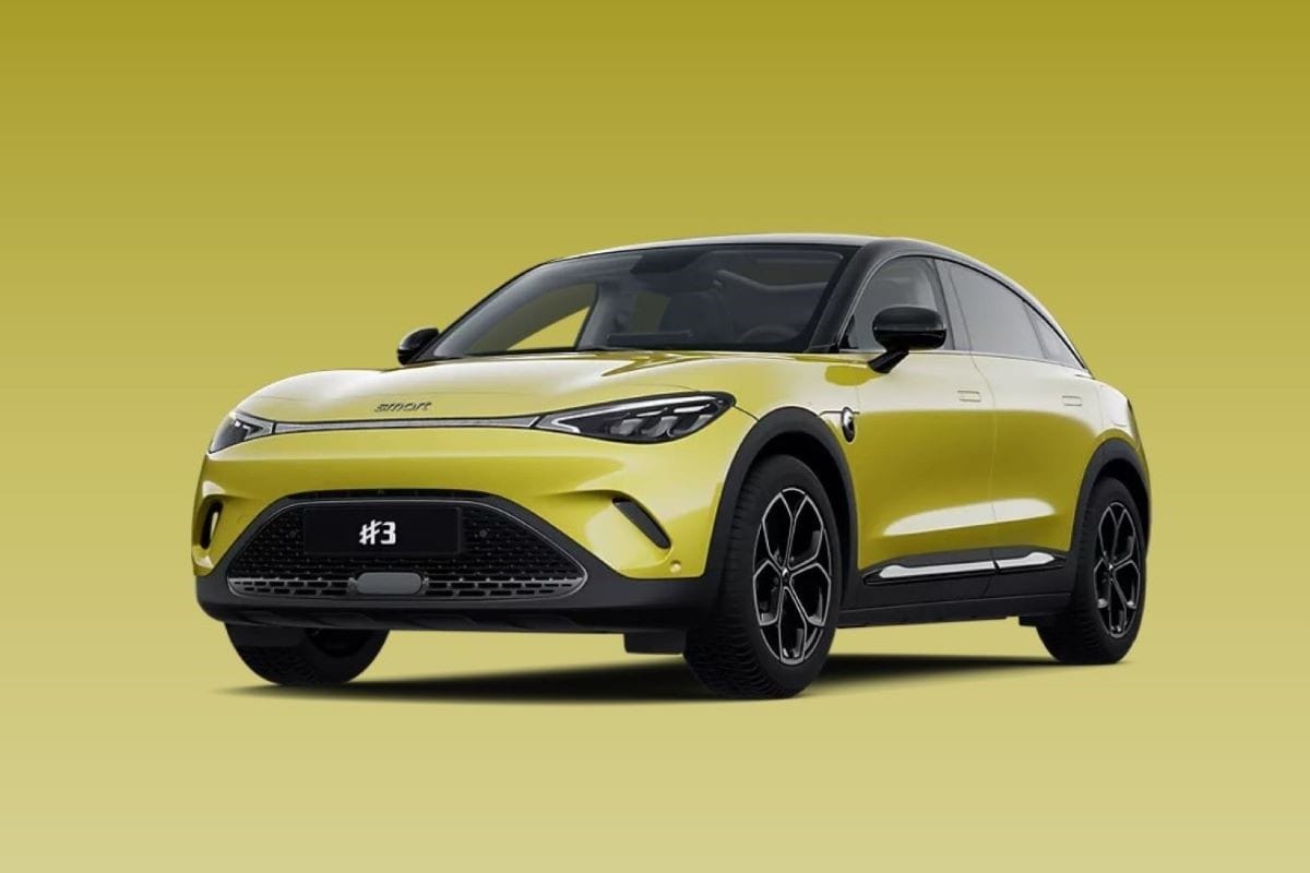 farbmuster_smart_3_in_lackierung_lumen_yellow_-_dachfarbe_eclipse_black_-_taunus-auto-min