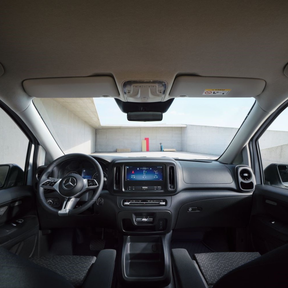 Mercedes-Benz Vito Polo Cockpit 2024