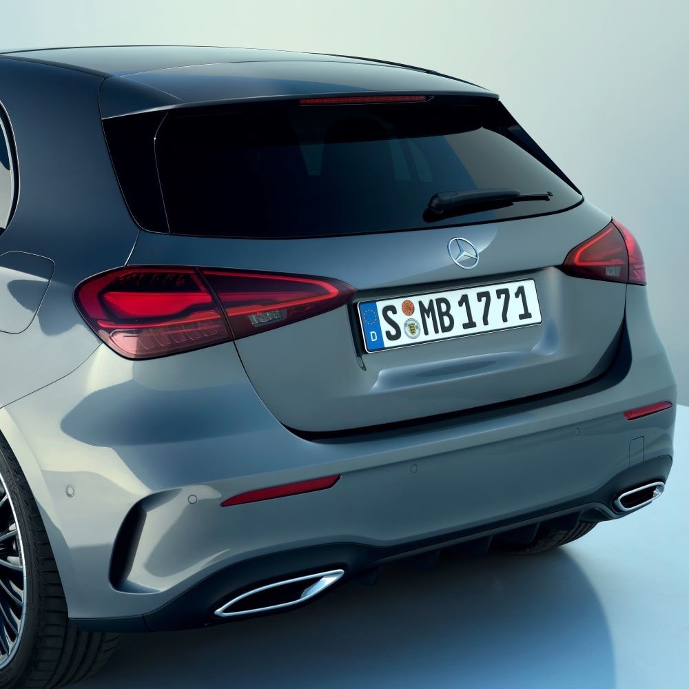 Mercedes-Benz A-Klasse Kompaktlimousine Heckleuchten W177, Mountaingrau metallic