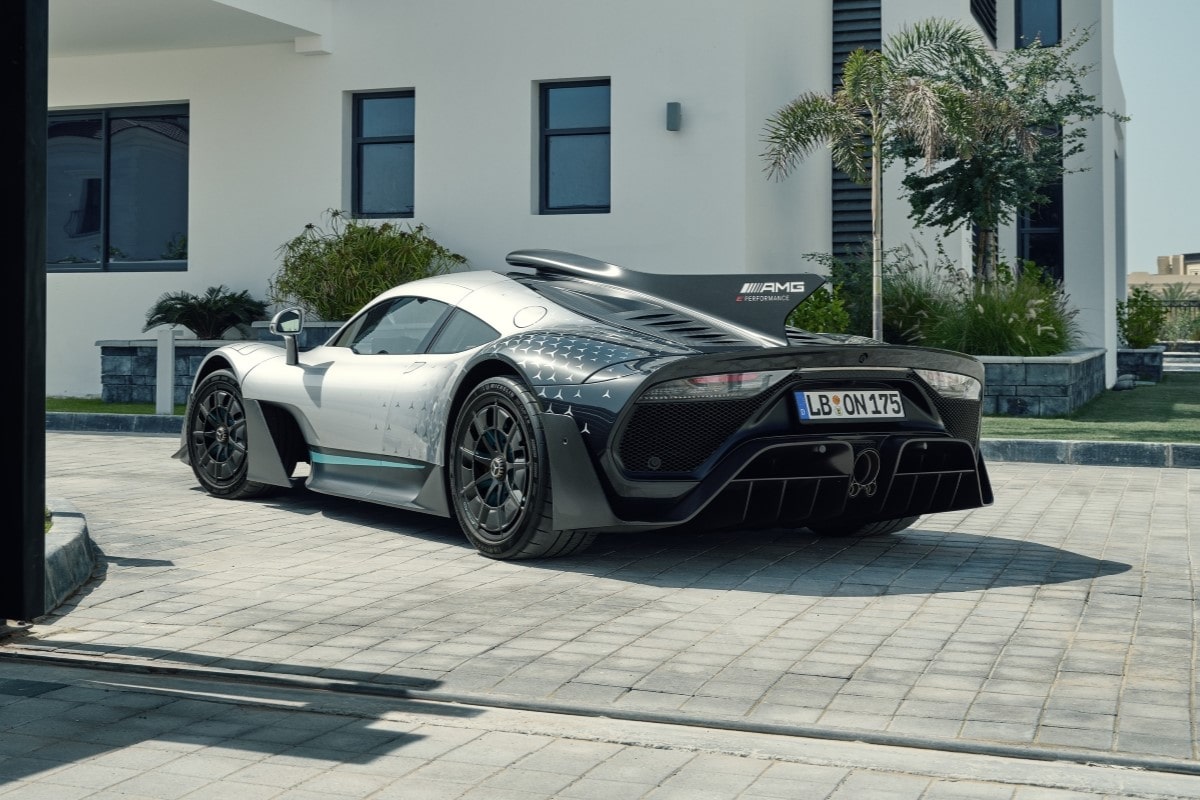 mercedes-amg_one_-_exterieur_2_-_taunus-auto_in_wiesbaden-min