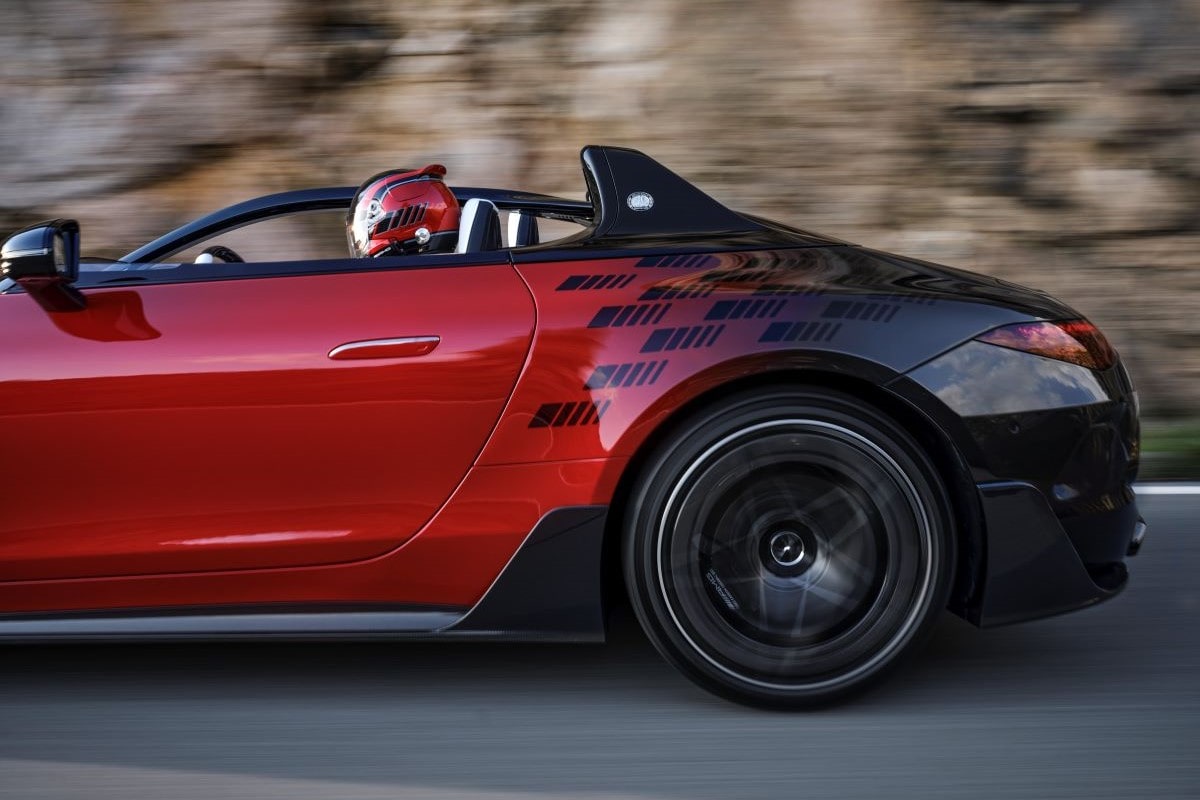 Mercedes-AMG Purespeed HALO-System Seitenansicht