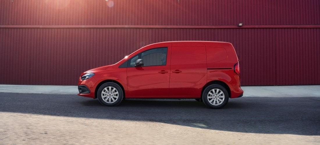 mercedes-benz_citan_baureihe_w420_exterieur_4_-_taunus-auto-min